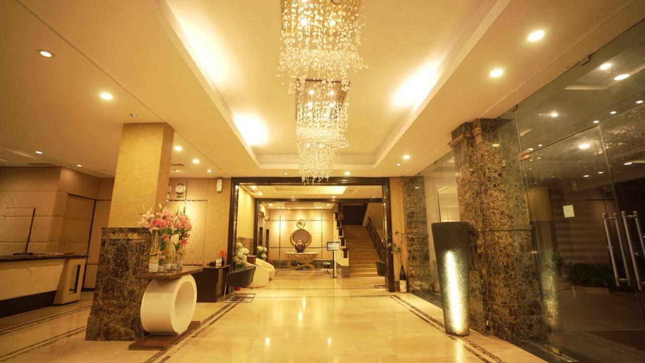 Hotel Pal Heights Bhubaneswar Exterior foto